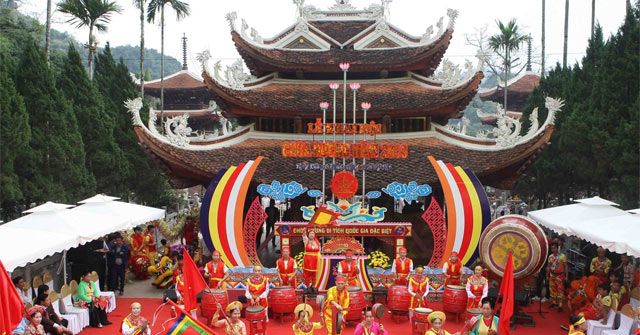 Lễ hội Chùa Hương